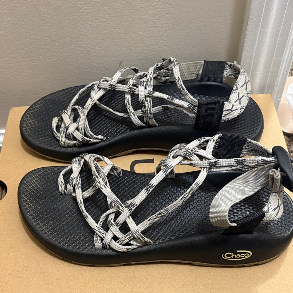 Chaco Women's Strappy Sandals in Black and Gray